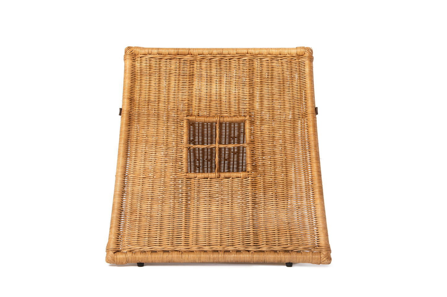 RATTAN TENT