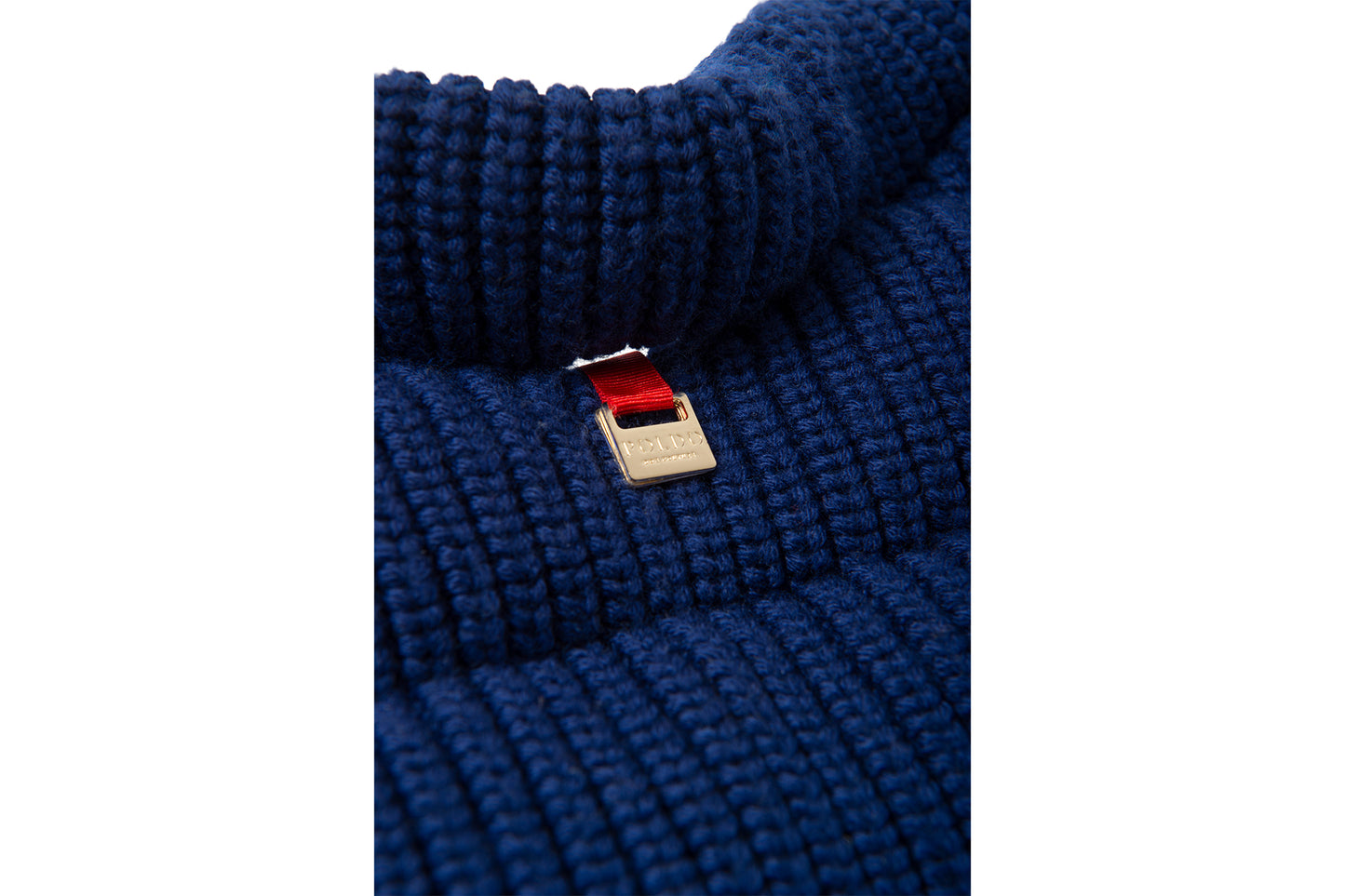 RIVER KNIT COAT